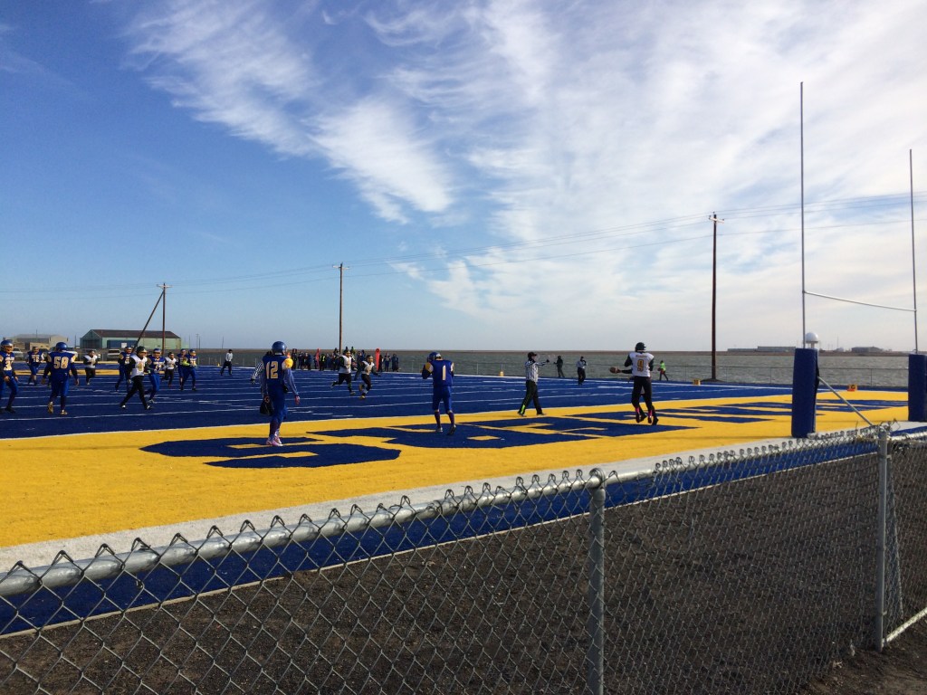 Barrow-alaska-homecoming-football-game