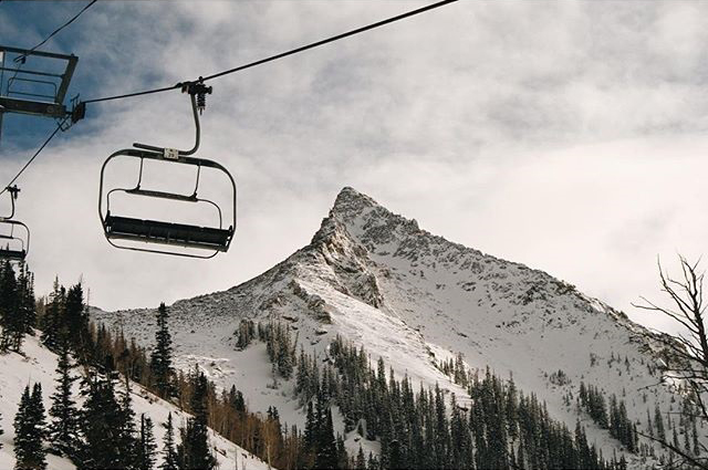 Gorgeous day up at @skicrestedbutte today! -@lauralawsonvisconti + @nickvisconti 