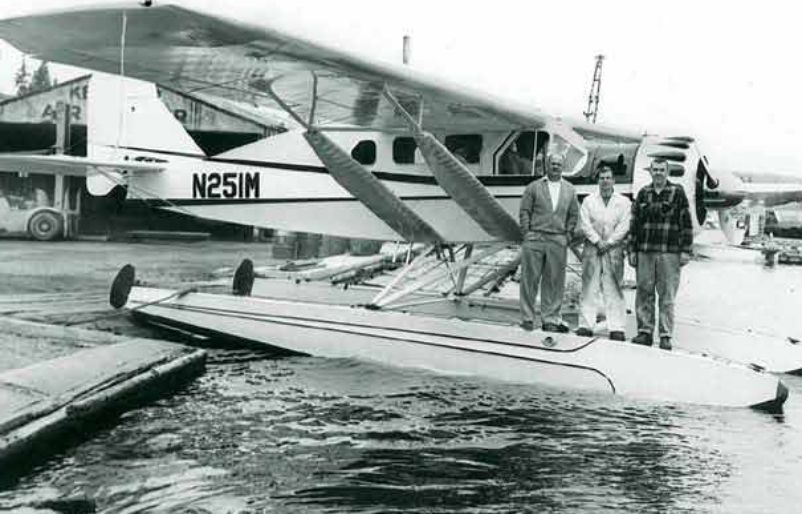 After departing the Hawaiian Islands, the Bellanca doubled as an amphibious plane throughout the northern region of North America. CH-300_Kenmore
