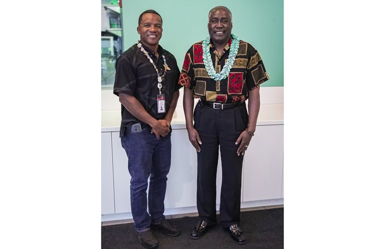 Michael Harvey (left) and Alphonso Braggs (right) after his presentation DSC03453