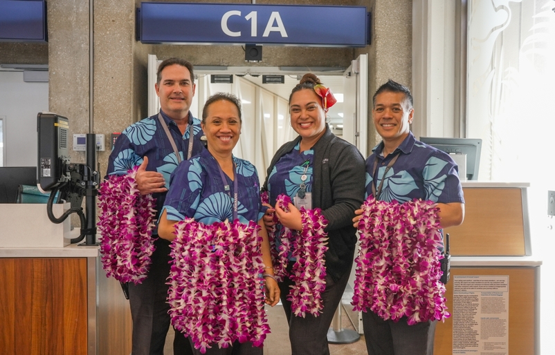Hawaiian's HNL team personally welcomed HA446 guests with fresh lei and aloha as they deplaned. DSC05360