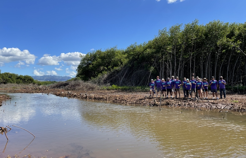 Team Kōkua and HAVEN members at Puʻuloa with Hui o Hoʻohonua. IMG_0464