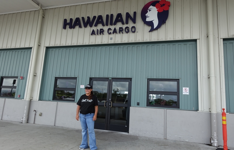 Kahea Kaaihili, the owner of Mokuwai Piko Poi, at Hawaiian Air Cargo in Hilo image2